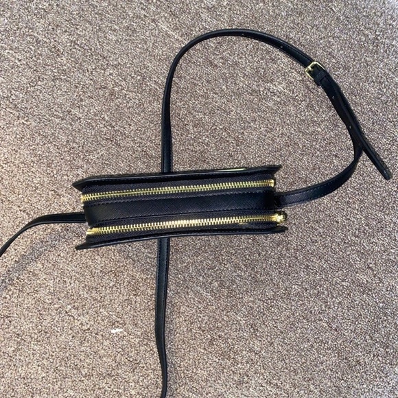 Black Steven Madden Purse - Picture 4 of 6